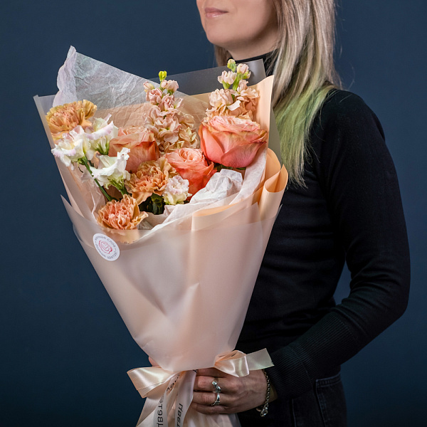 Купить Букет «Персиковый джем» в  с бесплатной доставкой: цена, фото, описание